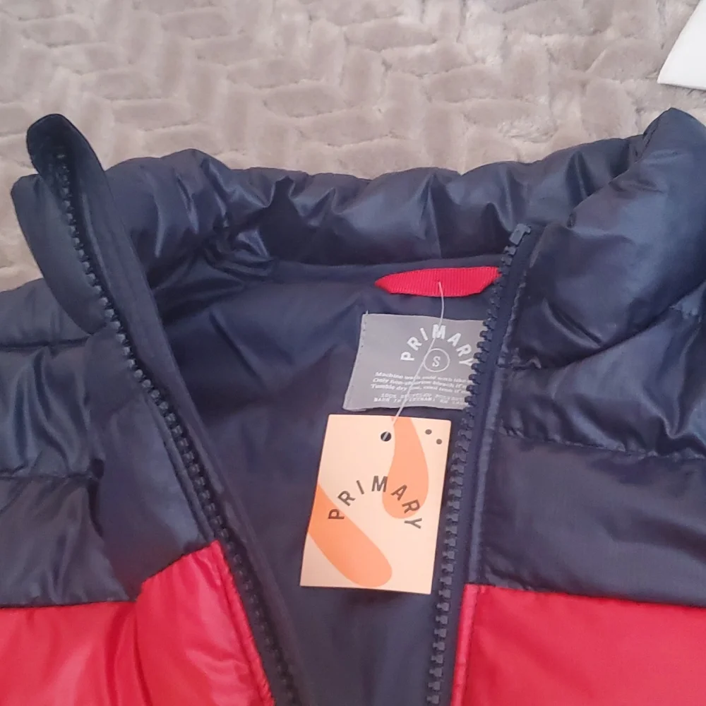 Primary jacket size small adult 🧥🧤🧣☔️❄️🌈 - Picture 6 of 16